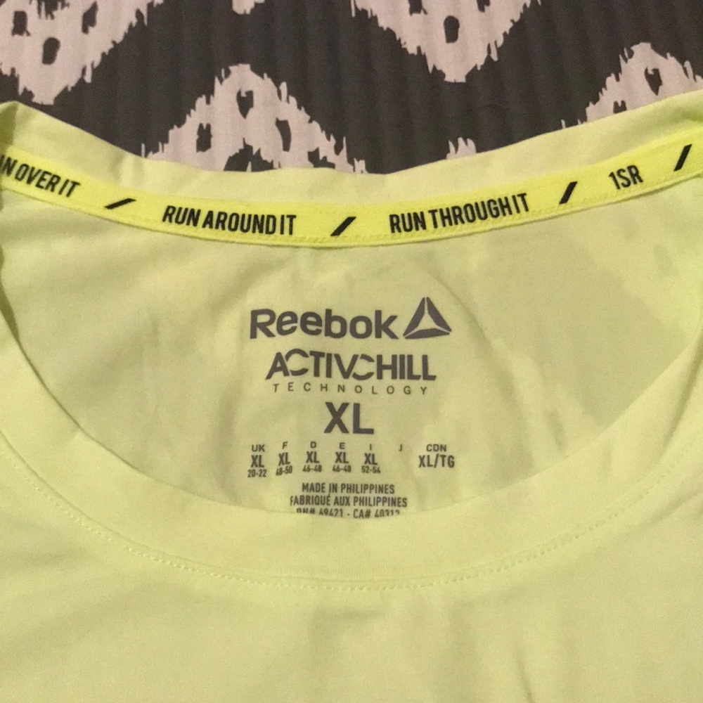 Women’s Reebok ActivChill Technology Shirt - Picture 3 of 6